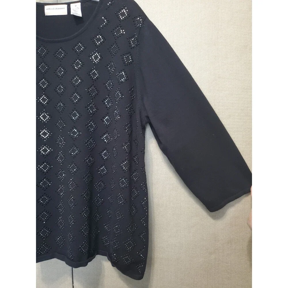 Alfred Dunner Woman Black Cotton Blend Embellished Pullover Sweater Size 2X - Picture 2 of 5